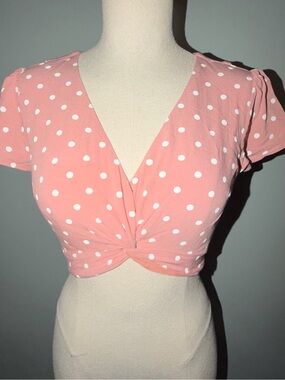 Abercrombie & Fitch Polka Dot Twist-Front Crop Top - Pink